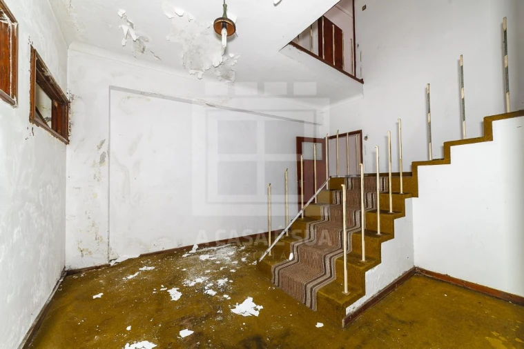 Moradia T5 para Venda em Santa Maria da Feira Foto 13