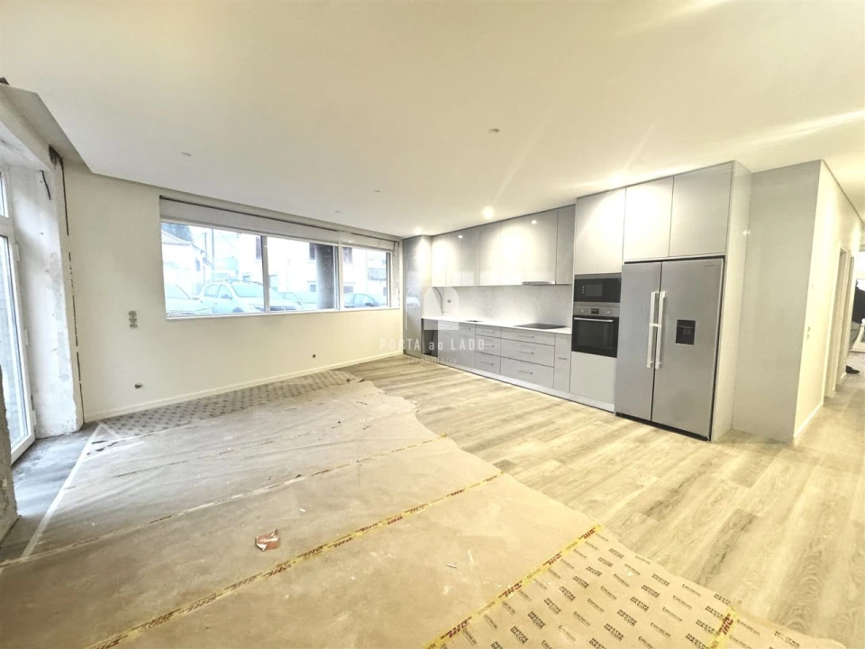 Apartamento T3 para Venda em Seixezelo Foto 2