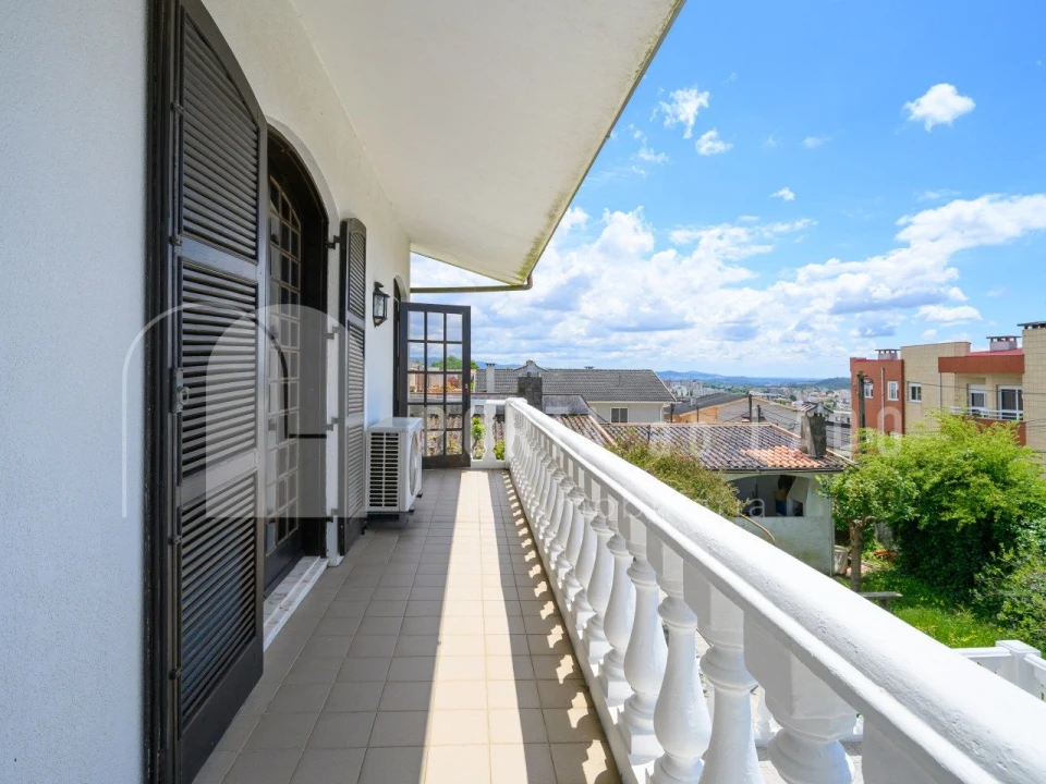 Moradia T4 para Venda em Arrifana Foto 10