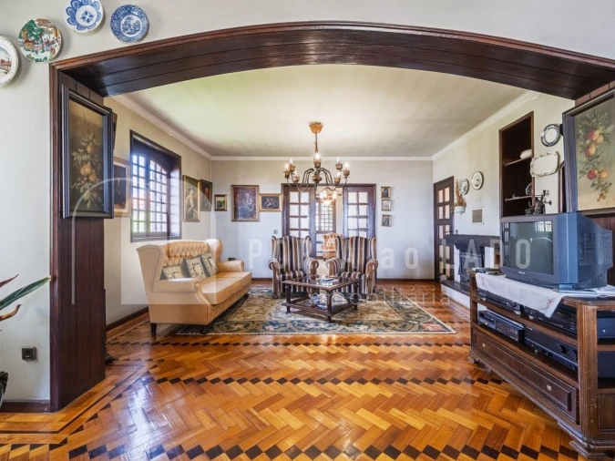 Moradia T4 para Venda em Arrifana Foto 5