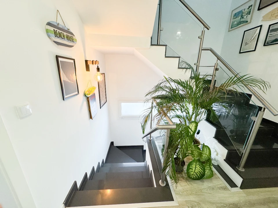 Moradia T4 para Venda em Fernão Ferro Foto 4