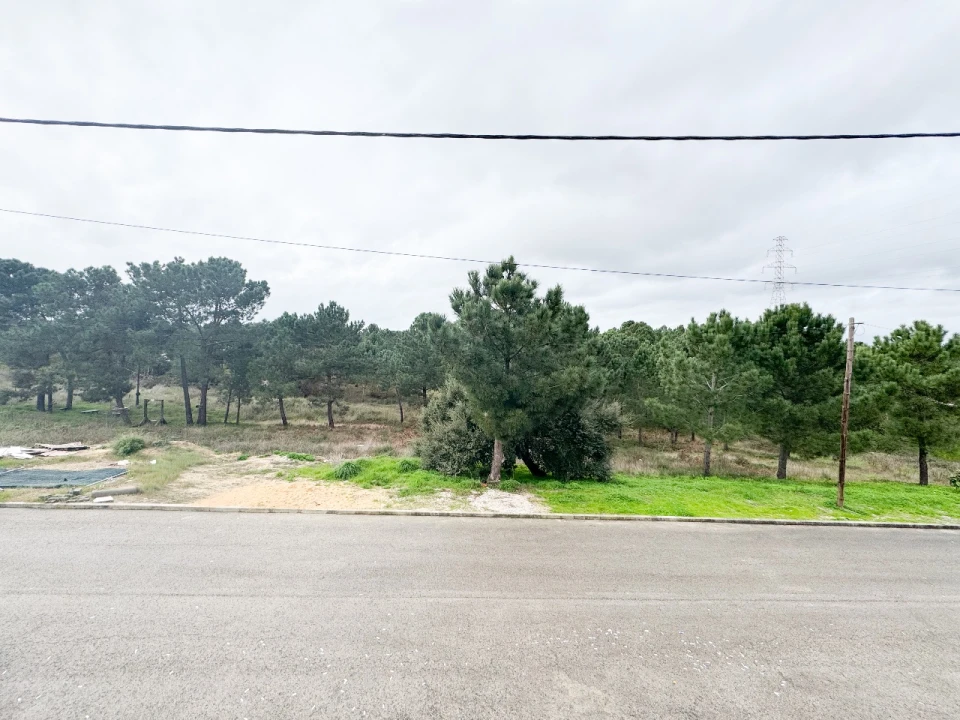 Moradia T4 para Venda em Fernão Ferro Foto 16