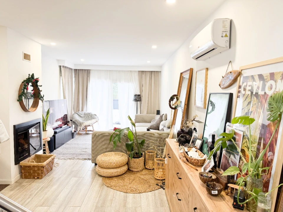 Moradia T4 para Venda em Fernão Ferro Foto 20