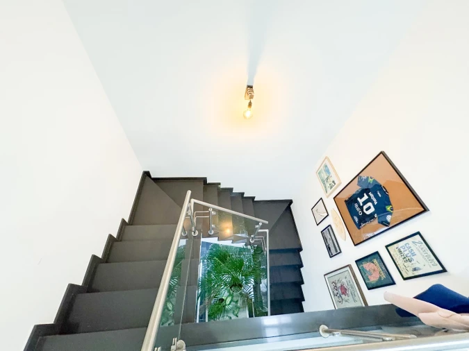 Moradia T4 para Venda em Fernão Ferro Foto 8