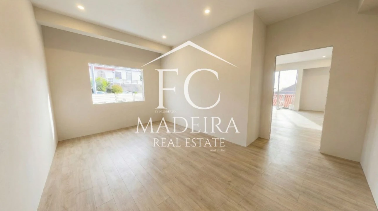 Apartamento T1 para Venda em Funchal Foto 7