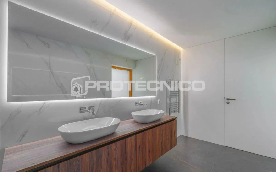 Moradia T4 para Venda em Aveiro Foto 17