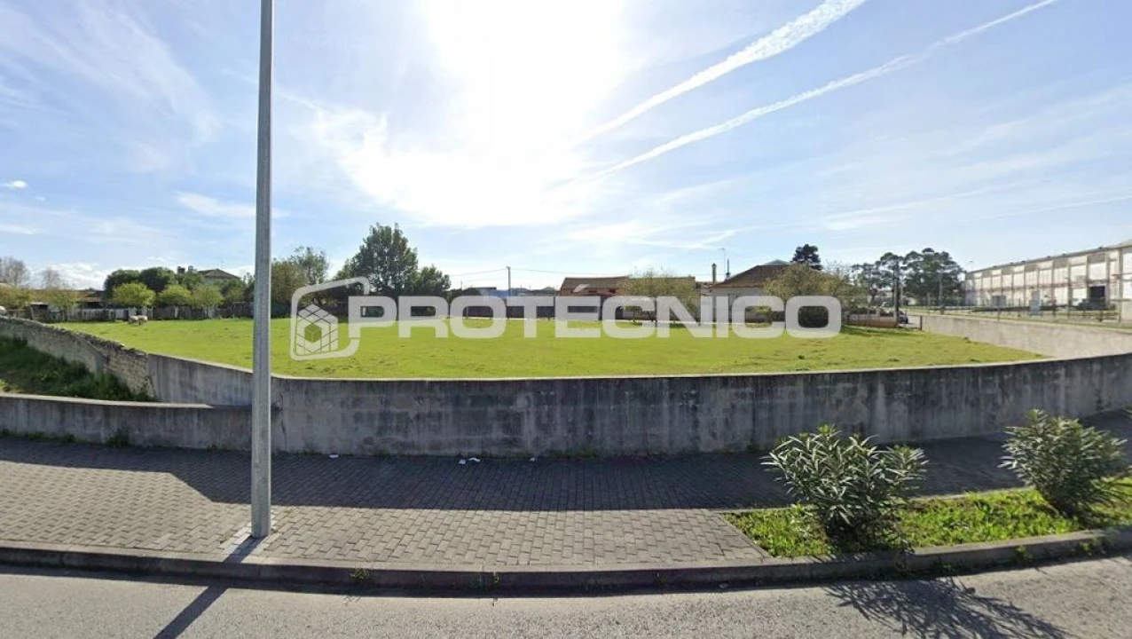 Terreno para Venda em Aveiro Foto 1