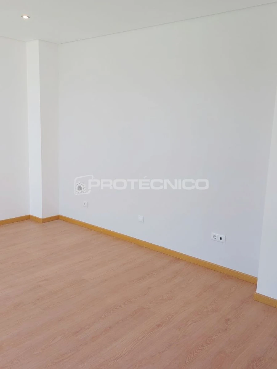 Moradia T3 para Venda em Cacia Foto 2