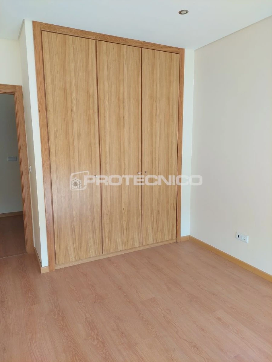 Moradia T3 para Venda em Cacia Foto 12