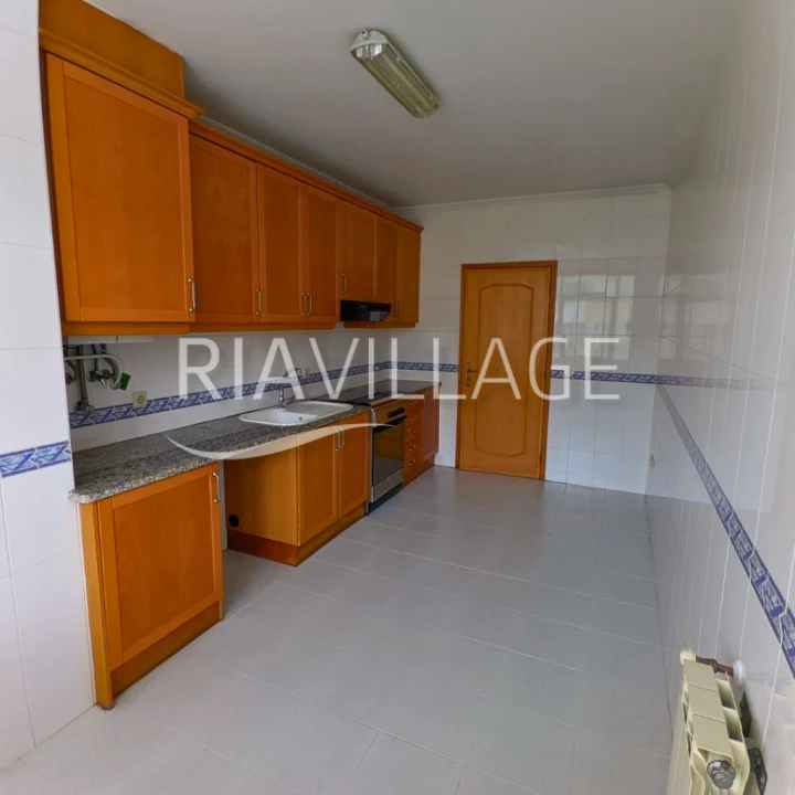 Apartamento T1 para Arrendamento em Aveiro Foto 7