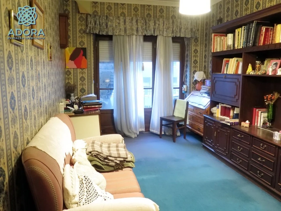 Apartamento T3 para Venda em Linda a Velha Foto 8