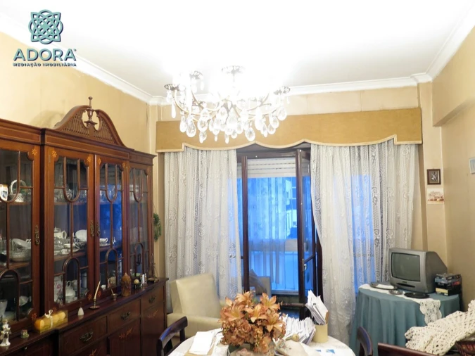 Apartamento T3 para Venda em Linda a Velha Foto 2