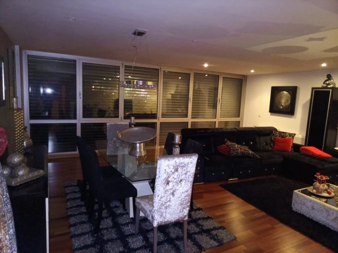 Apartamento T3 para Venda em Vilar do Pinheiro Foto 2