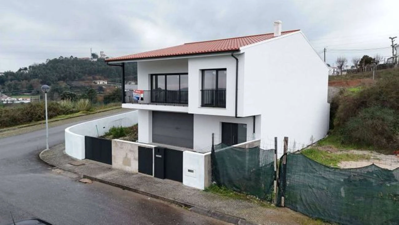 Moradia T3 para Venda em Friande Foto 10