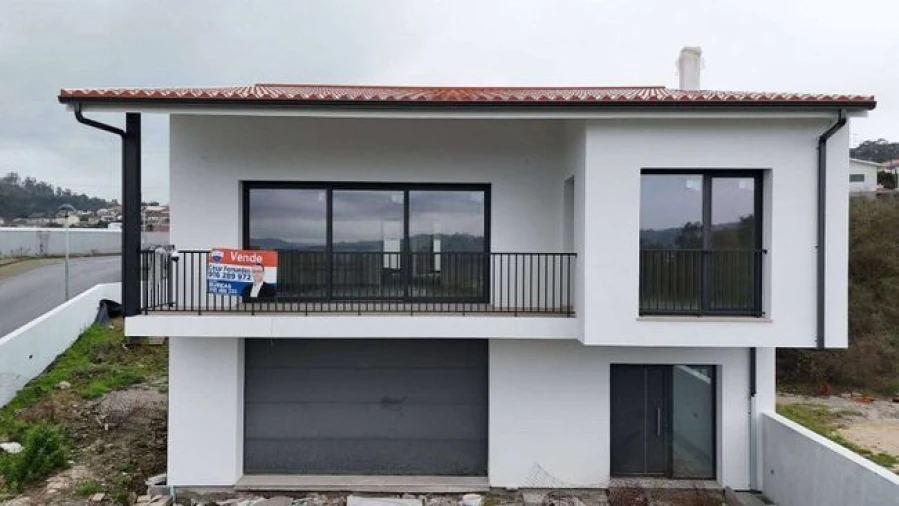 Moradia T3 para Venda em Friande Foto 9