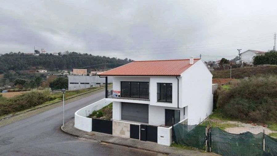 Moradia T3 para Venda em Friande Foto 11