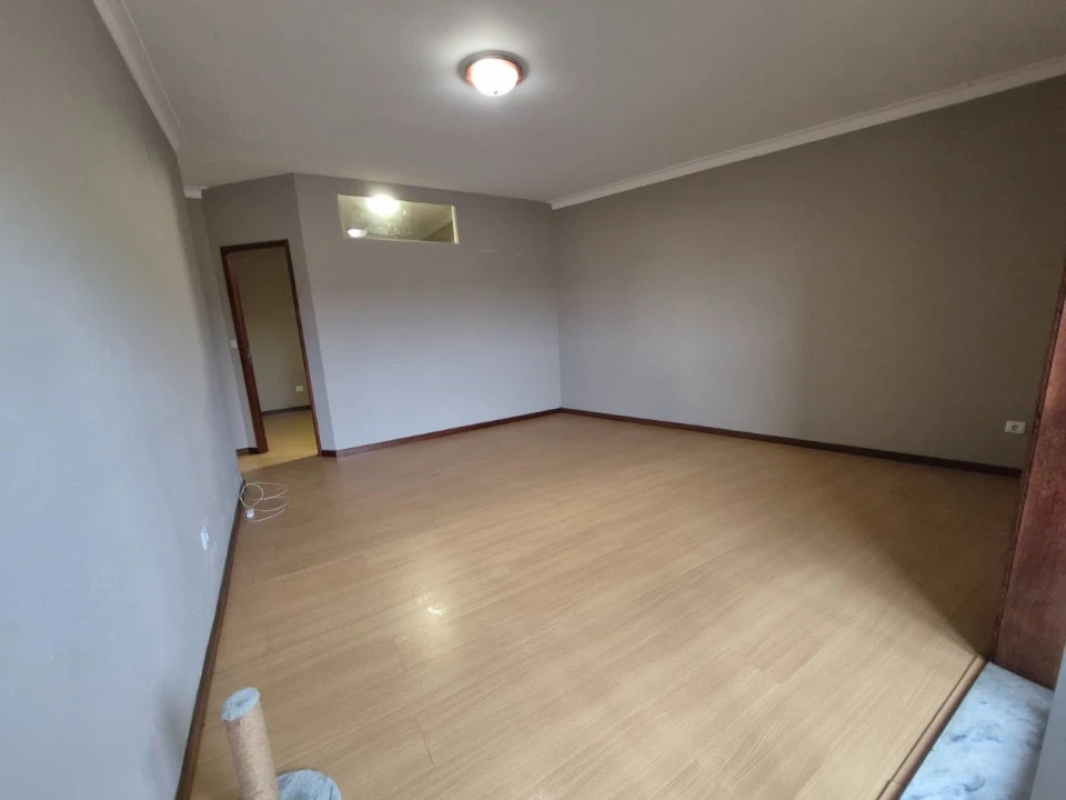 Apartamento T1 para Arrendamento em Porto Foto 2