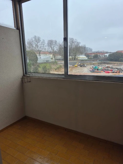 Apartamento T1 para Arrendamento em Porto