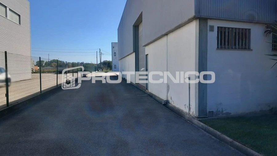 Armazém para Venda em Aveiro