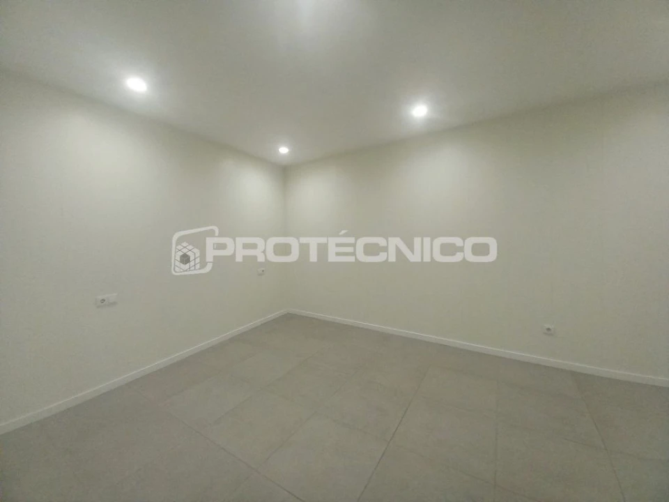 Apartamento T1 para Venda em Aveiro Foto 4