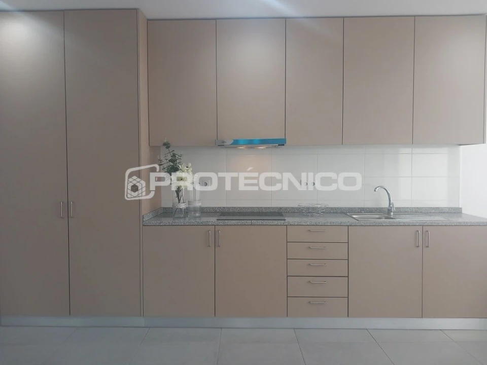 Apartamento T1 para Venda em Aveiro Foto 5