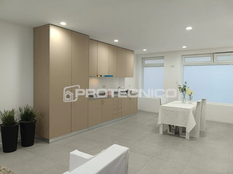 Apartamento T1 para Venda em Aveiro Foto 12