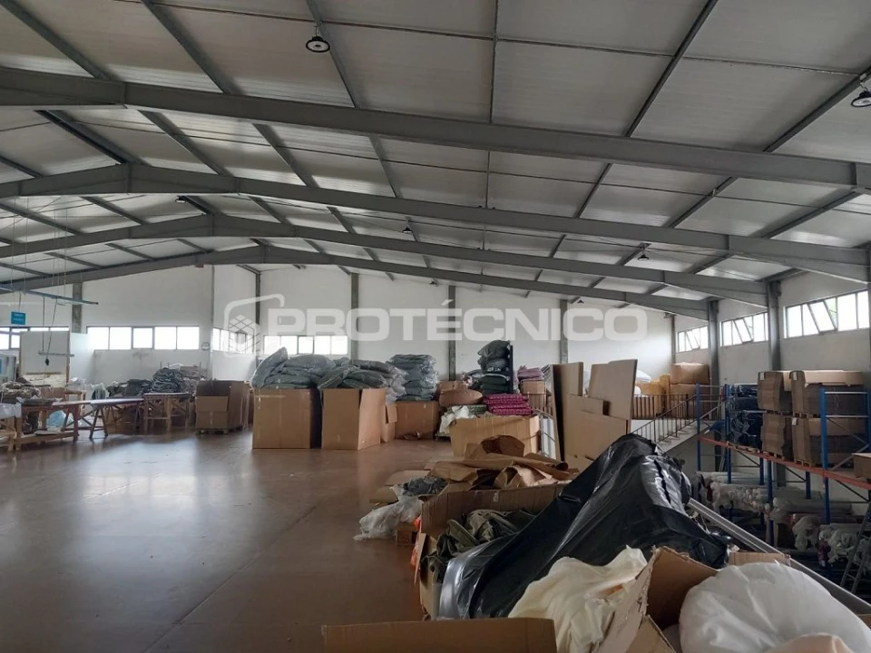 Armazém para Venda em Aveiro Foto 17