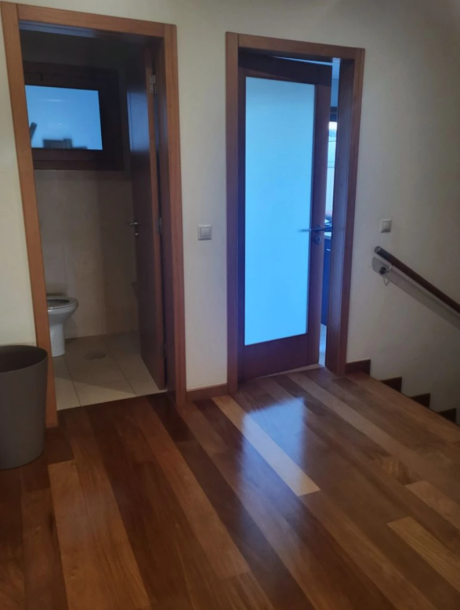 Moradia T4 para Venda em Vila Nova de Gaia Foto 10