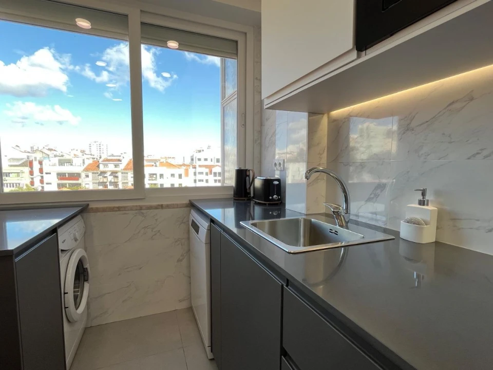Apartamento T2 para Arrendamento em Lisboa Foto 2