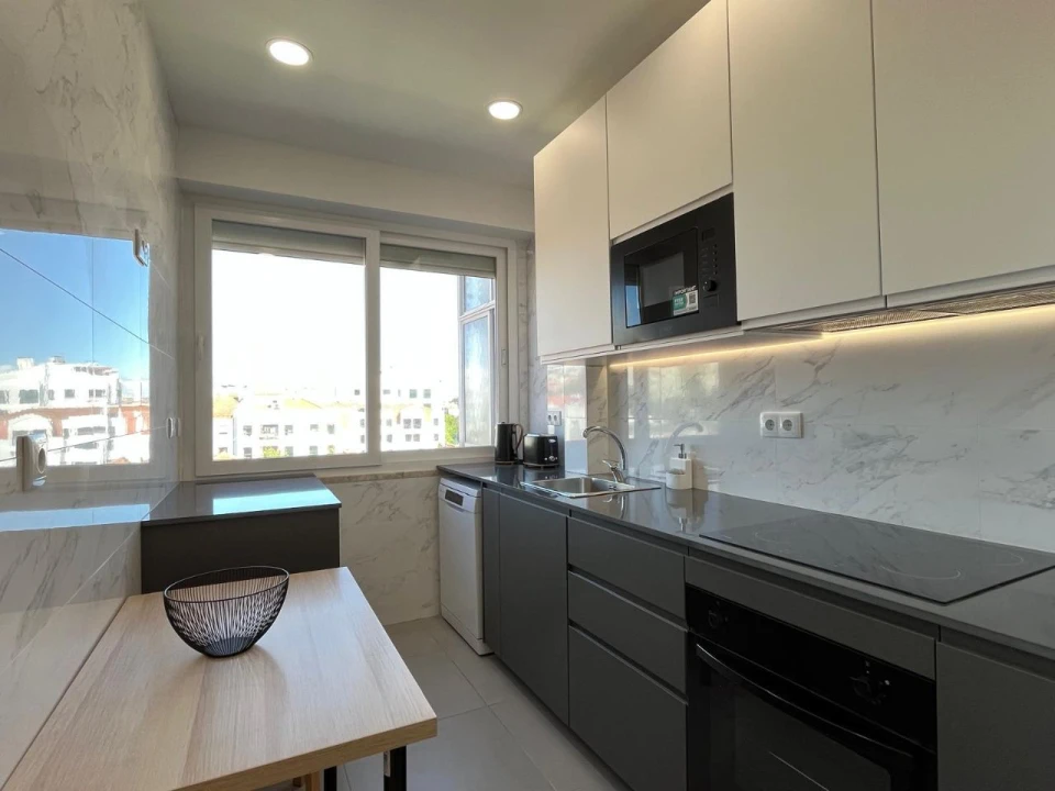 Apartamento T2 para Arrendamento em Lisboa Foto 3