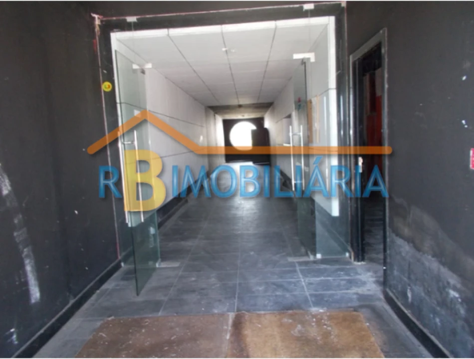 Loja para Venda em Aveiro Foto 1