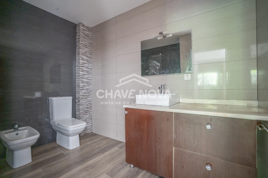 Apartamento T2 para Venda em Maia Foto 7