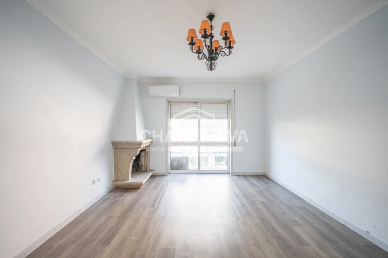 Apartamento T2 para Venda em Maia Foto 4