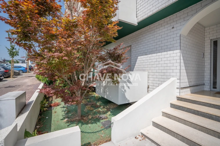 Apartamento T2 para Venda em Maia Foto 19