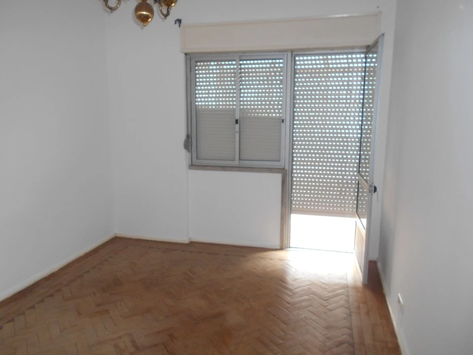 Apartamento T2 para Venda em Agualva-Cacém Foto 11