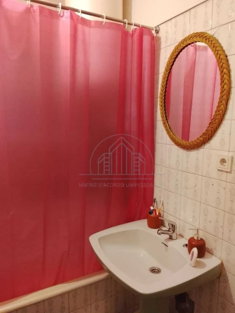 Apartamento T1 para Arrendamento em Porto