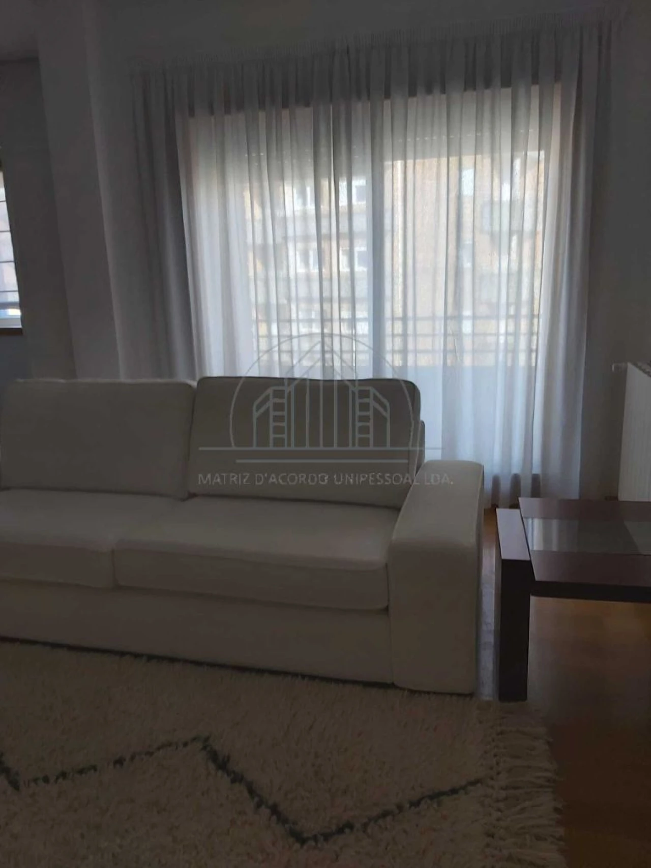 Apartamento T2 para Arrendamento em Porto Foto 7