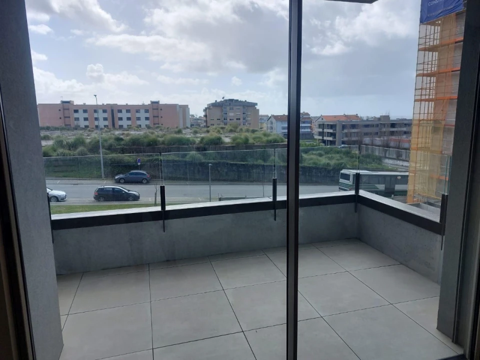Apartamento T3 para Venda em Vila Nova de Gaia Foto 1