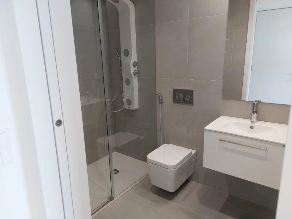 Apartamento T3 para Venda em Vila Nova de Gaia Foto 9