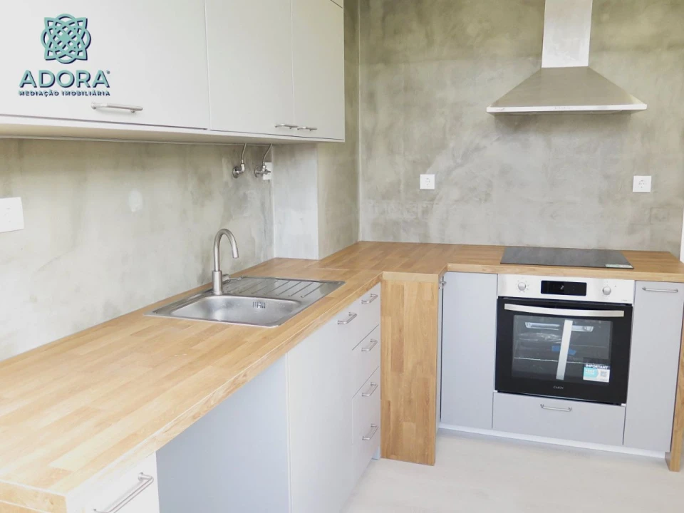 Apartamento T2 para Venda em Almada Foto 9