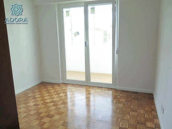 Apartamento T2 para Venda em Almada Foto 12