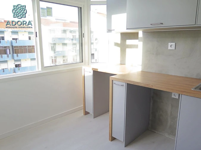 Apartamento T2 para Venda em Almada Foto 5