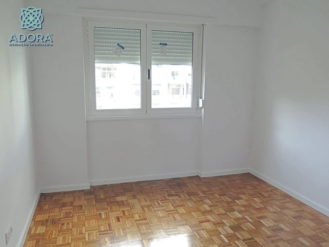 Apartamento T2 para Venda em Almada Foto 13