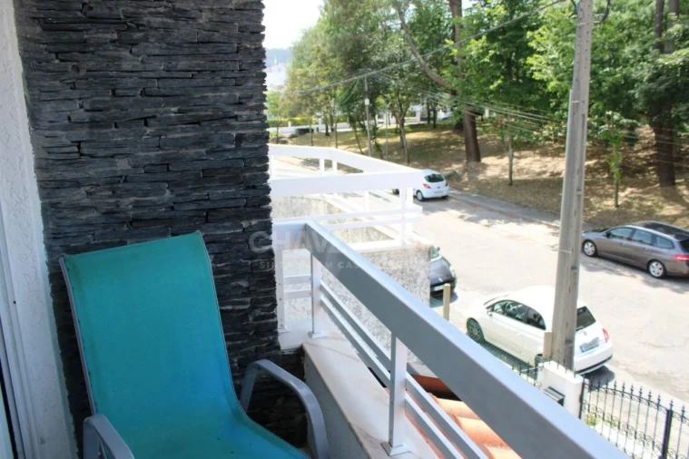 Moradia T5 para Venda em Pedroso Foto 4