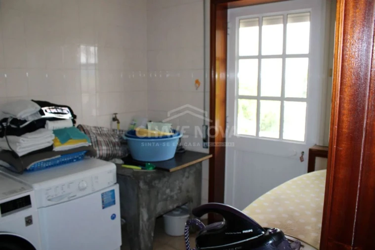 Moradia T5 para Venda em Pedroso Foto 18