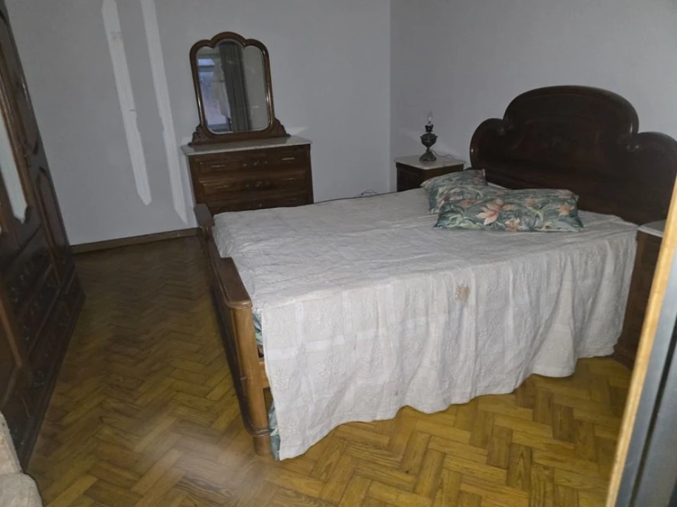 Apartamento T1 para Venda em Coimbra Foto 3