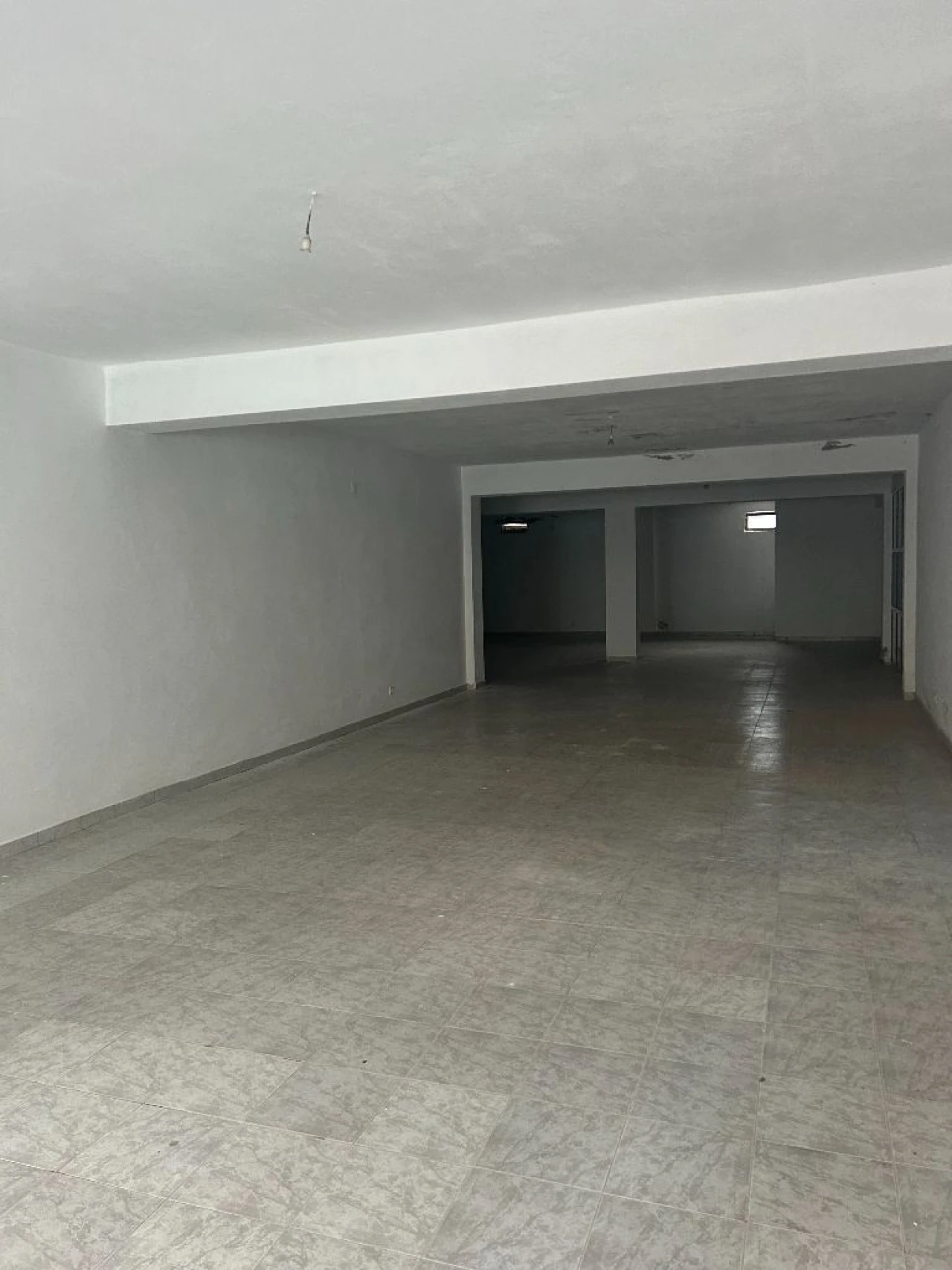 Armazém para Arrendamento em Sátão Foto 2