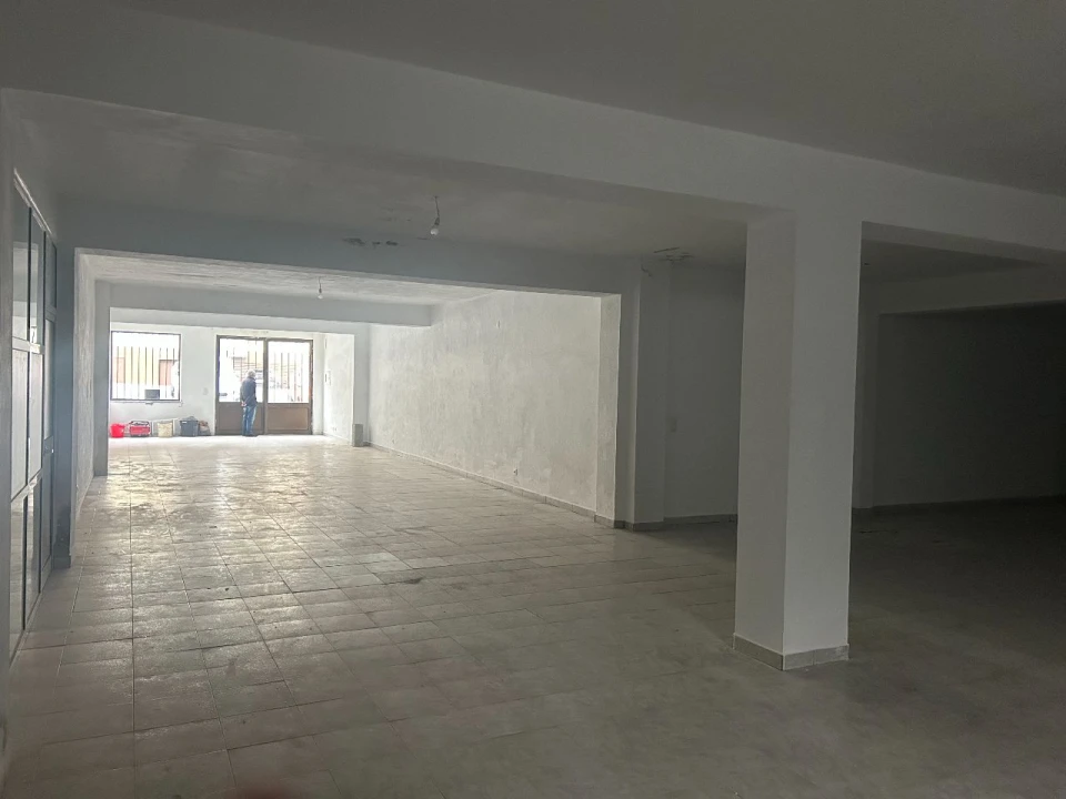 Armazém para Arrendamento em Sátão Foto 3