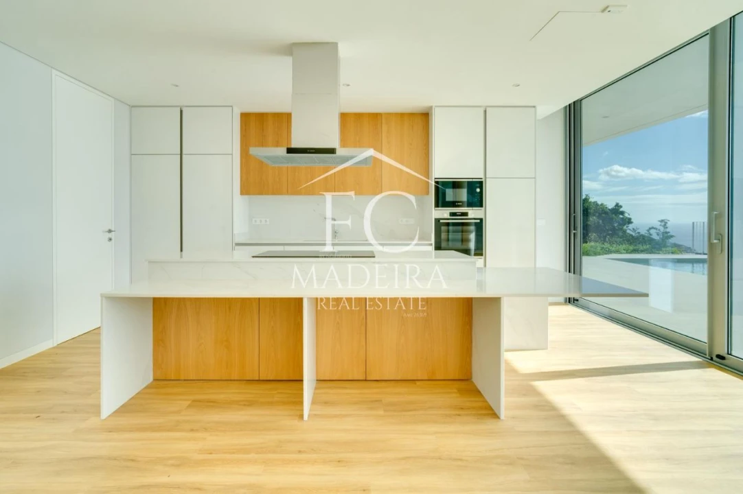 Moradia T3 para Venda em Estreito Calheta Foto 1