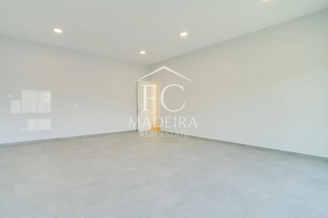 Moradia T3 para Venda em Estreito Calheta Foto 14